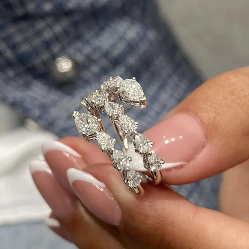 أنيقة 1.80Ctw الكمثرى قطع DEF/ - مراجعة Body Jewelry Vch وسعره